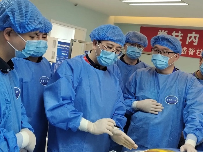 精彩回顧|脊柱內鏡診療技術培訓班暨脊柱修復與重建 Workshop成功舉辦